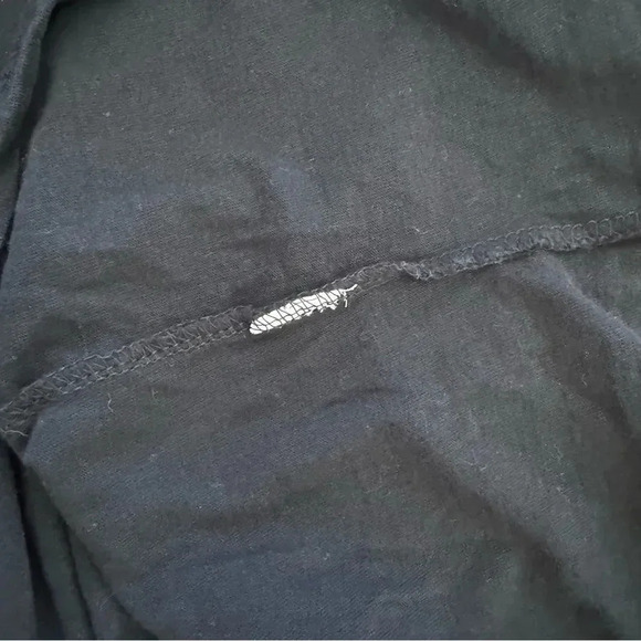 Peloton Black Top T-shirt Tee Century 100 Crew Neck Short Sleeve M - Picture 8 of 8